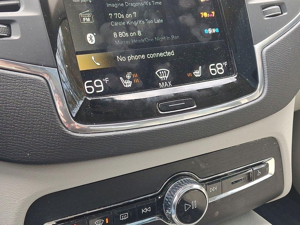 used 2020 Volvo XC90 car, priced at $24,865