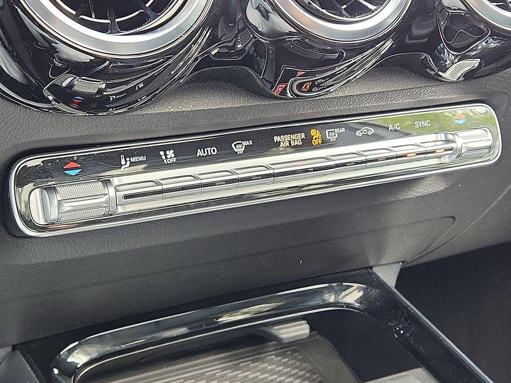 used 2021 Mercedes-Benz GLB 250 car, priced at $25,216