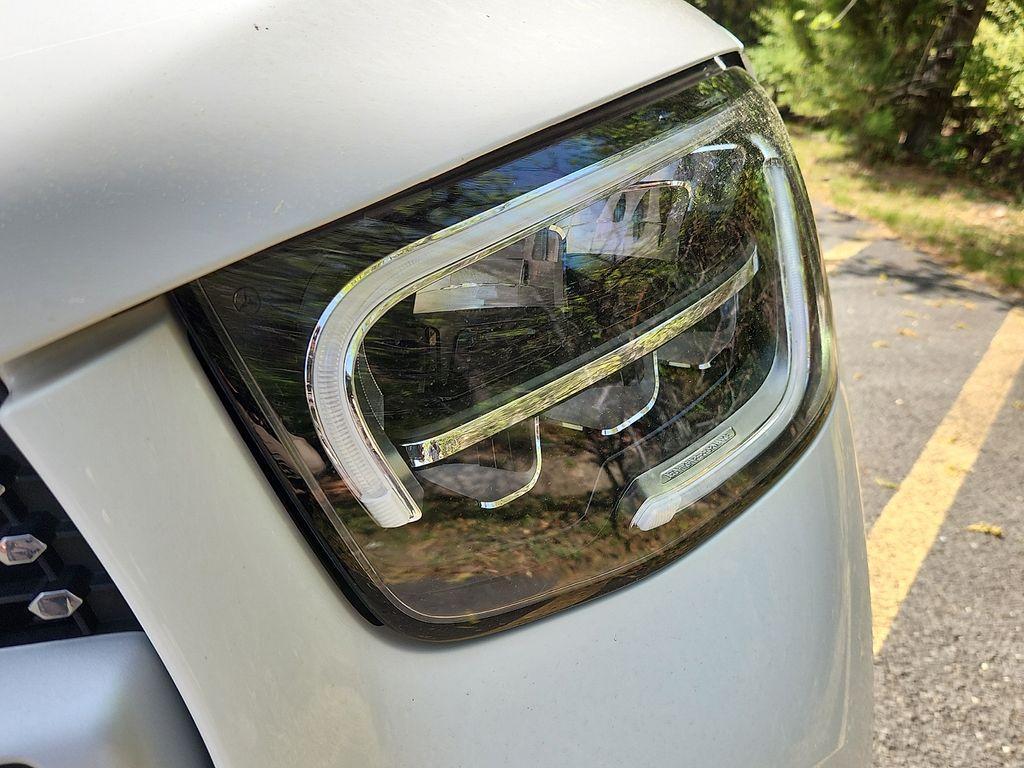 used 2023 Mercedes-Benz GLC 300 car, priced at $39,389