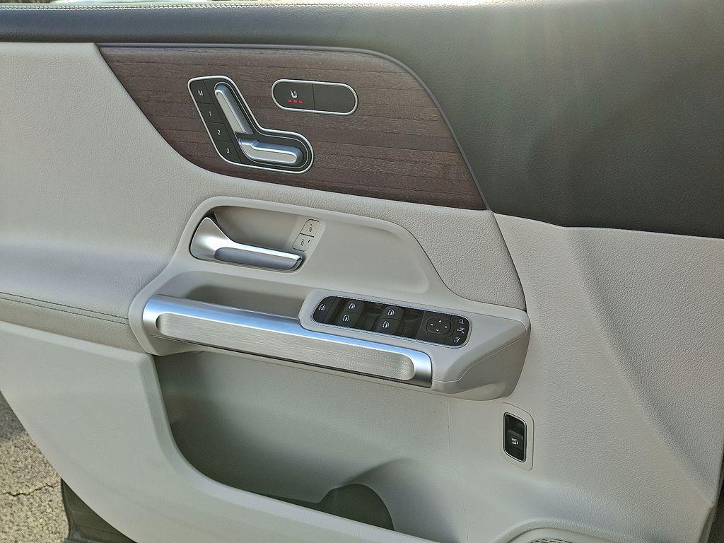 used 2023 Mercedes-Benz GLB 250 car, priced at $28,600