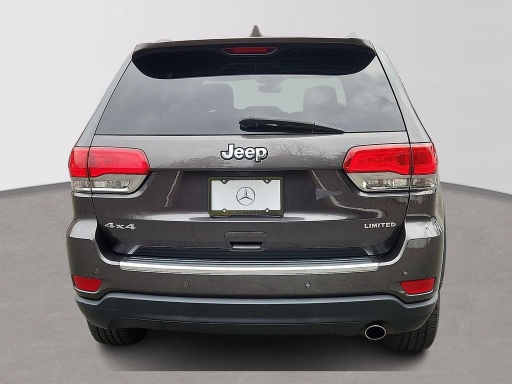 used 2018 Jeep Grand Cherokee car, priced at $14,900