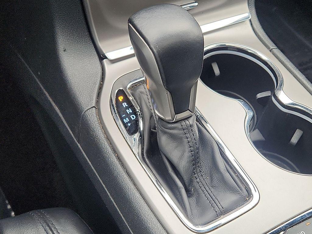 used 2018 Jeep Grand Cherokee car, priced at $14,900