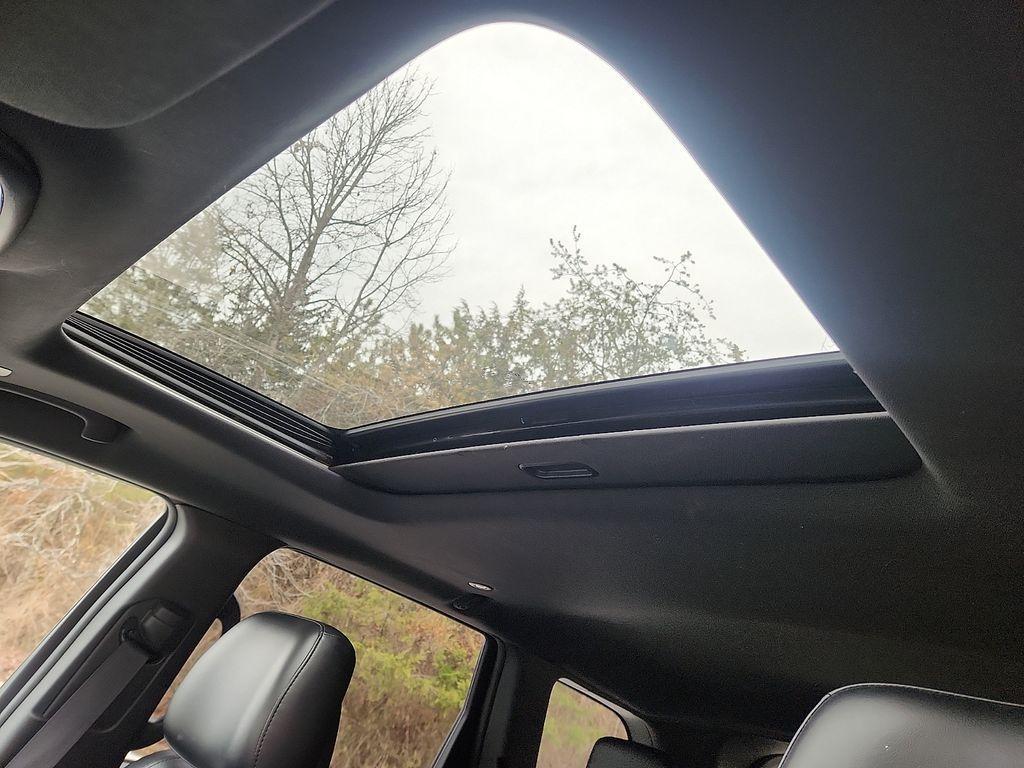 used 2018 Jeep Grand Cherokee car, priced at $14,900