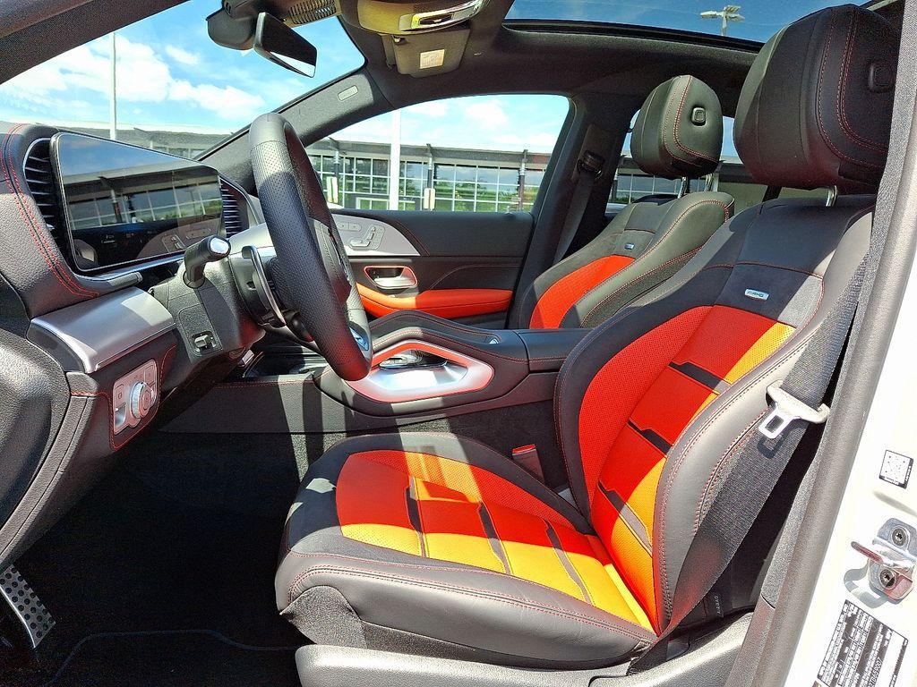 new 2026 Mercedes-Benz AMG GLE 53 car, priced at $101,370