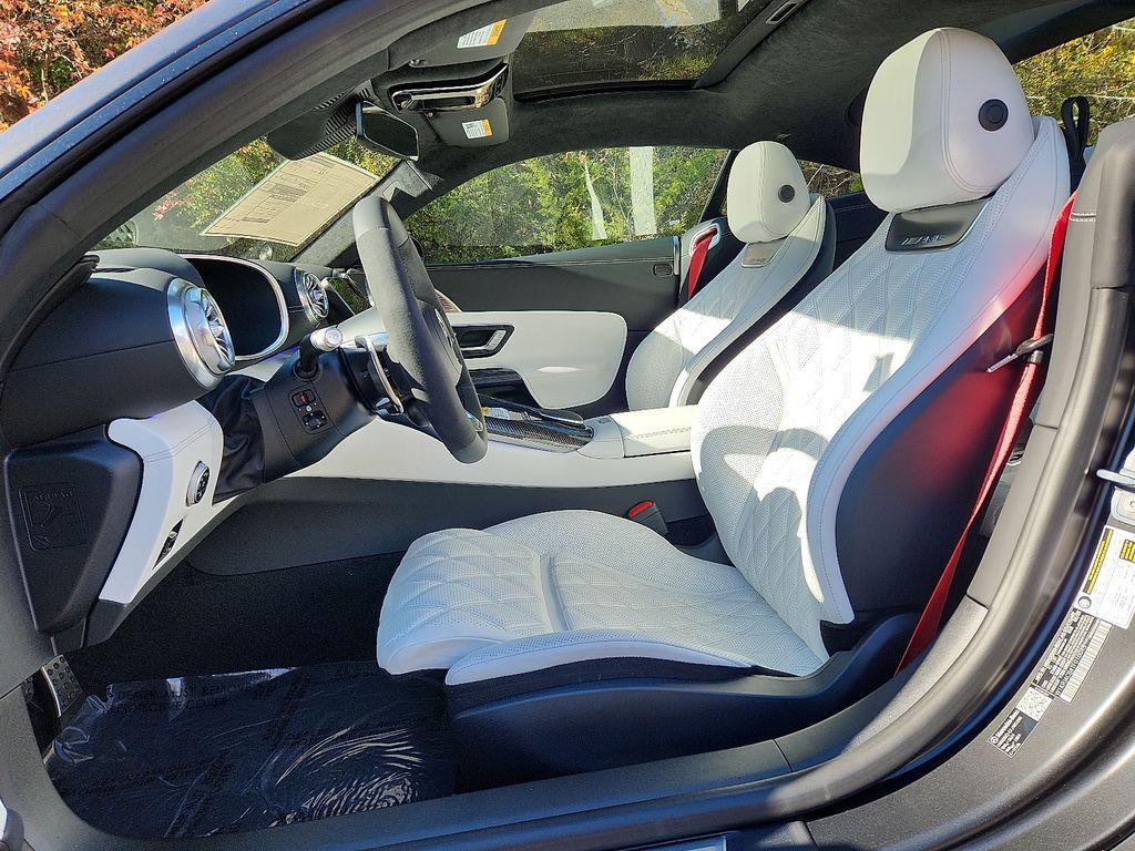 new 2026 Mercedes-Benz AMG GT 43 car, priced at $136,975