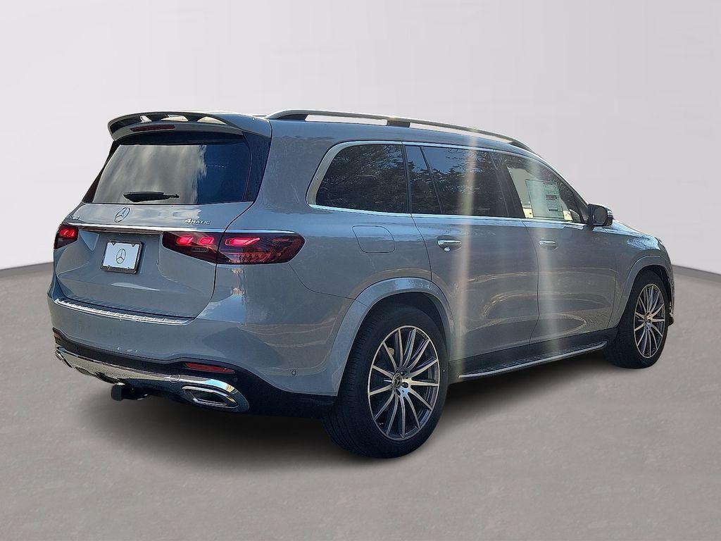 new 2026 Mercedes-Benz GLS 580 car, priced at $126,150