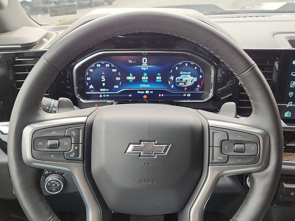 used 2023 Chevrolet Silverado 1500 car, priced at $43,900