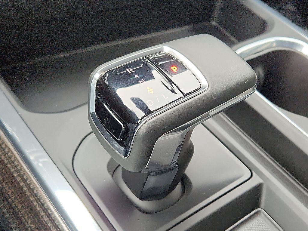 used 2023 Chevrolet Silverado 1500 car, priced at $43,900