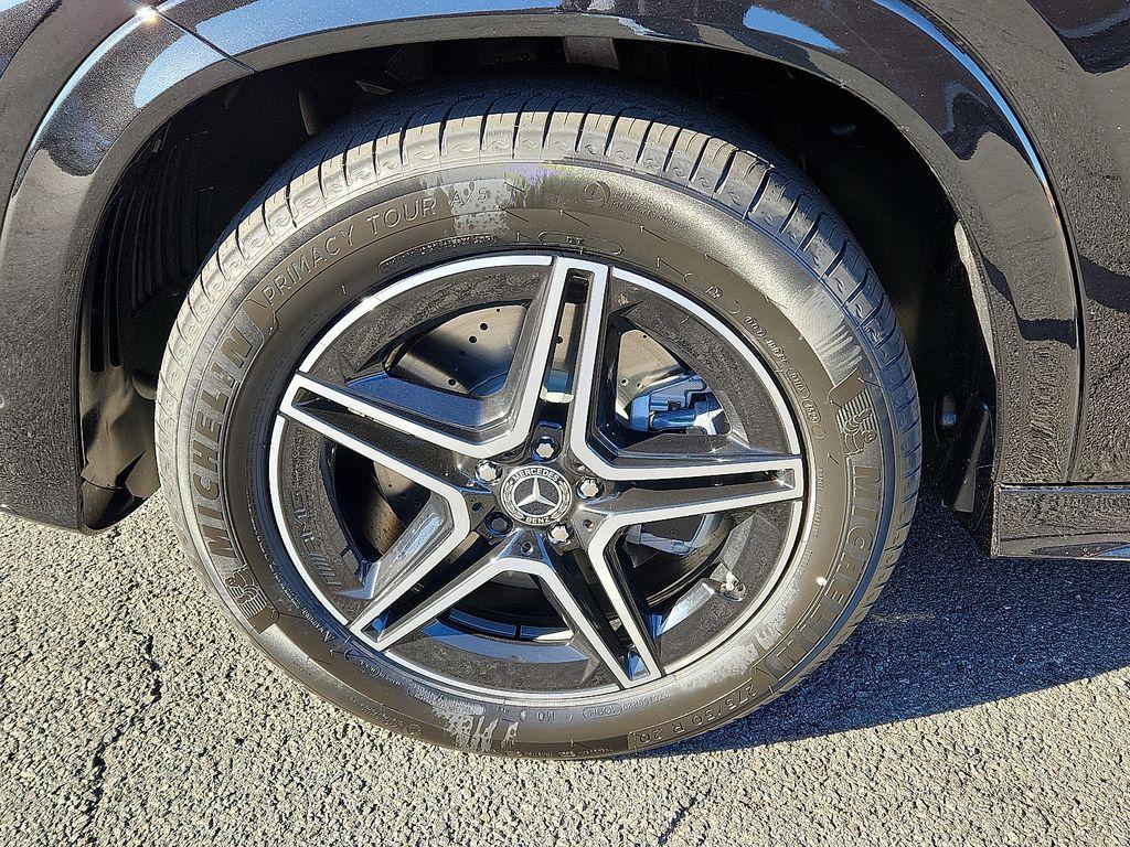 new 2026 Mercedes-Benz GLE 450 car, priced at $83,610