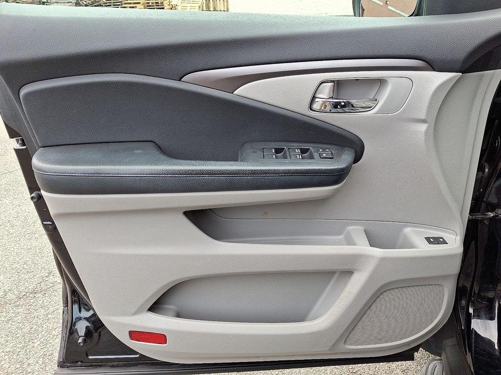 used 2016 Honda Pilot car, priced at $16,895