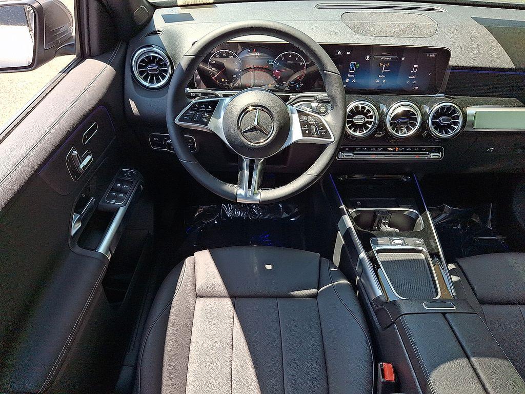 new 2026 Mercedes-Benz GLB 250 car, priced at $53,905
