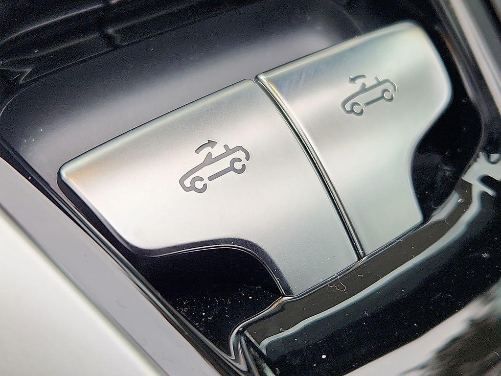 new 2026 Mercedes-Benz AMG SL 55 car, priced at $158,860