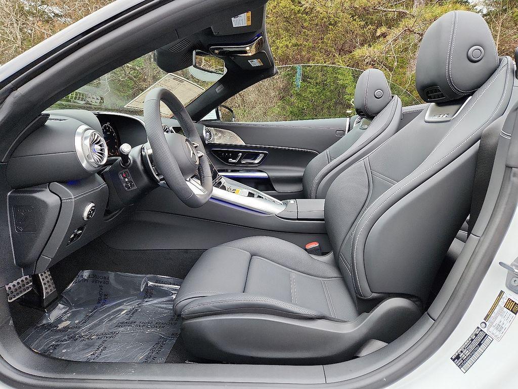 new 2026 Mercedes-Benz AMG SL 55 car, priced at $158,860