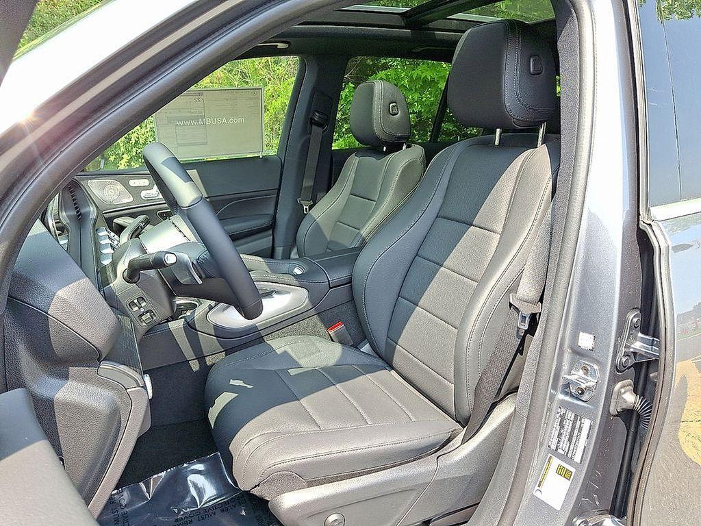 used 2025 Mercedes-Benz GLE 350 car, priced at $56,700