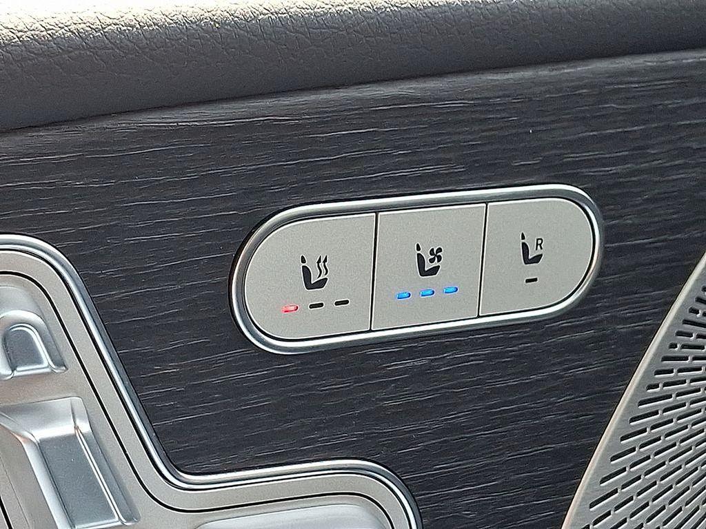 used 2025 Mercedes-Benz GLE 350 car, priced at $56,700