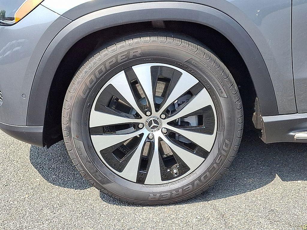 used 2025 Mercedes-Benz GLE 350 car, priced at $56,700