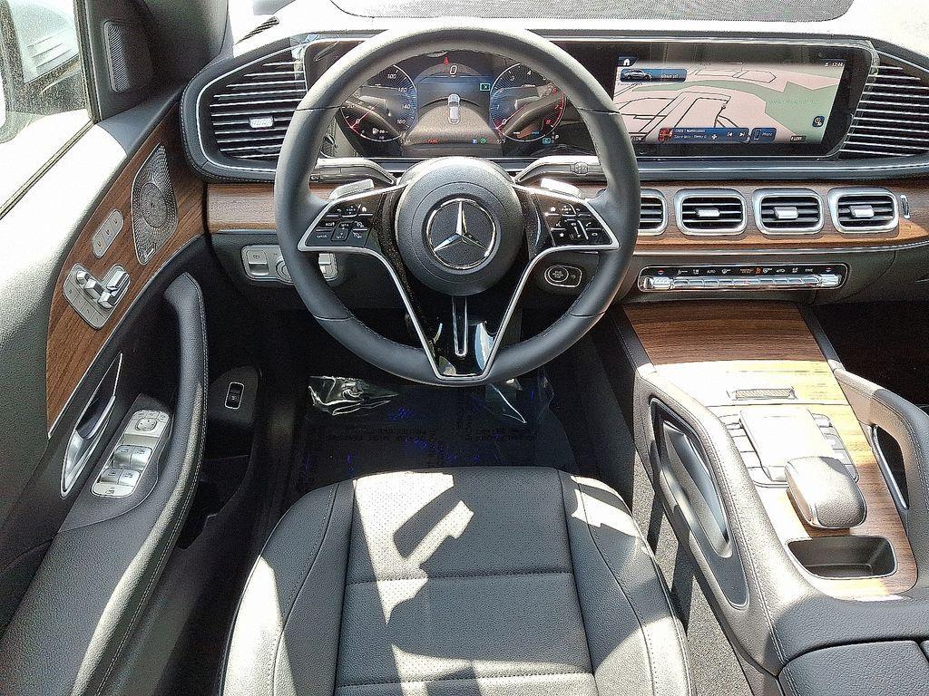 new 2026 Mercedes-Benz GLE 450 car, priced at $89,430
