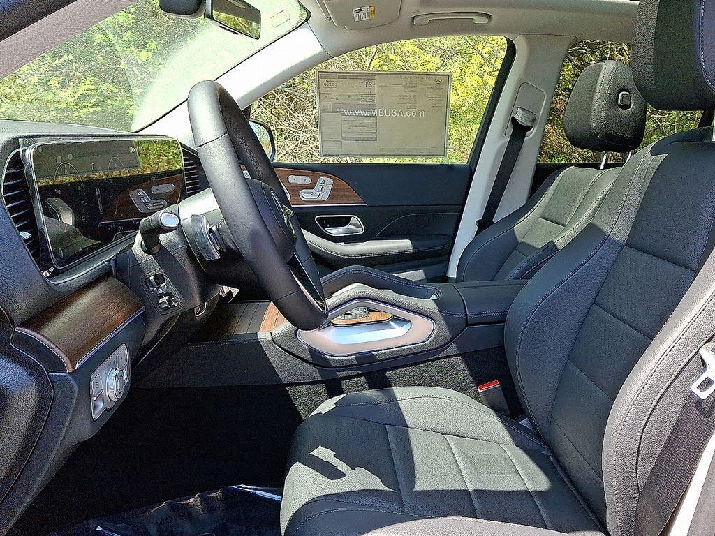 new 2026 Mercedes-Benz GLE 450 car, priced at $91,205
