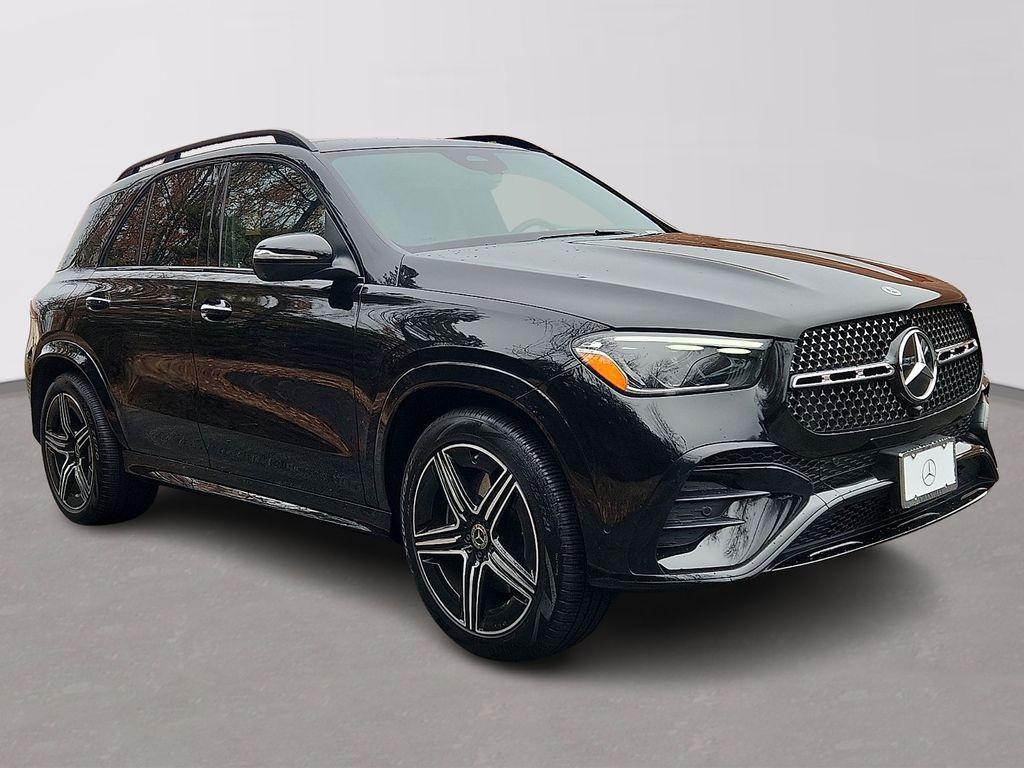 used 2025 Mercedes-Benz GLE 450 car, priced at $72,500
