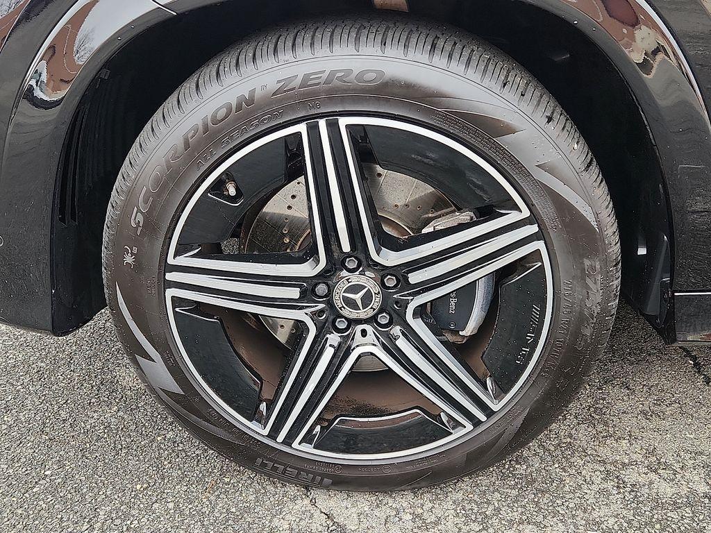 used 2025 Mercedes-Benz GLE 450 car, priced at $72,500