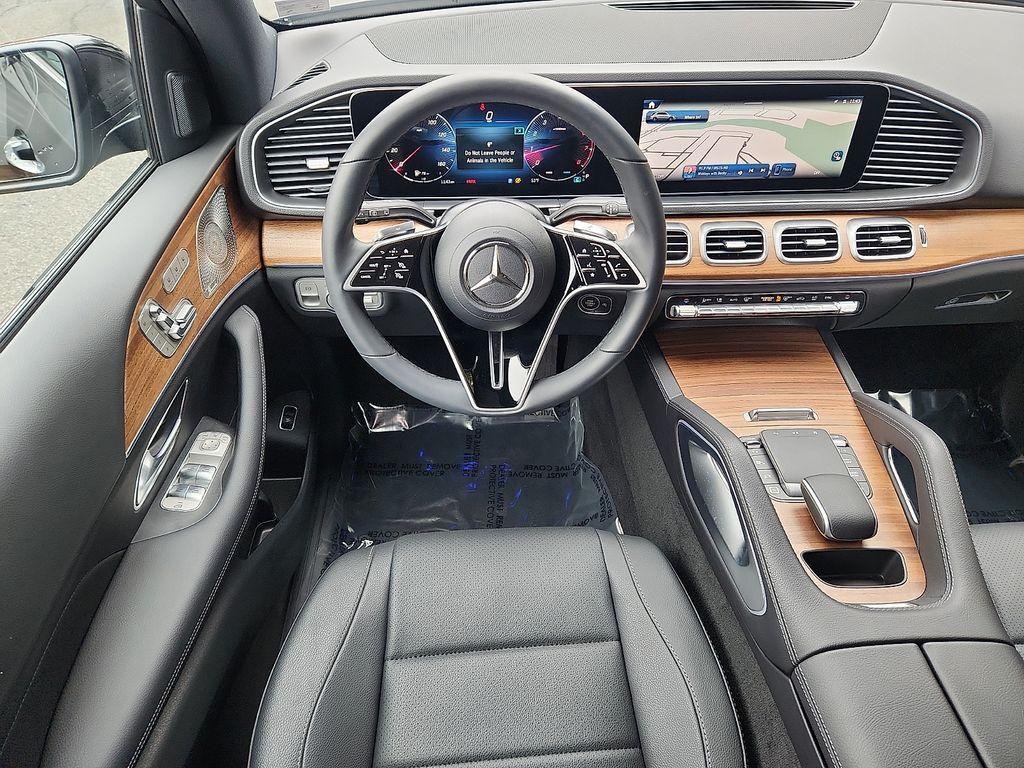 used 2025 Mercedes-Benz GLE 450 car, priced at $72,500