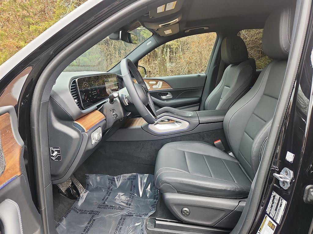 used 2025 Mercedes-Benz GLE 450 car, priced at $72,500