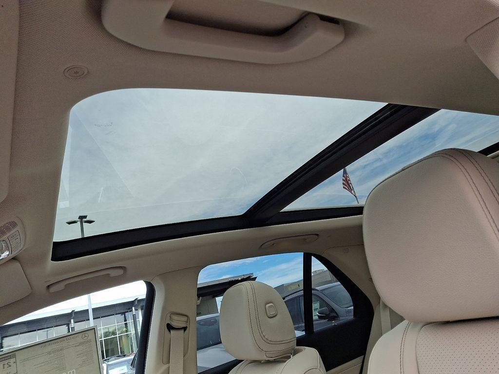 new 2026 Mercedes-Benz GLE 450 car, priced at $79,345