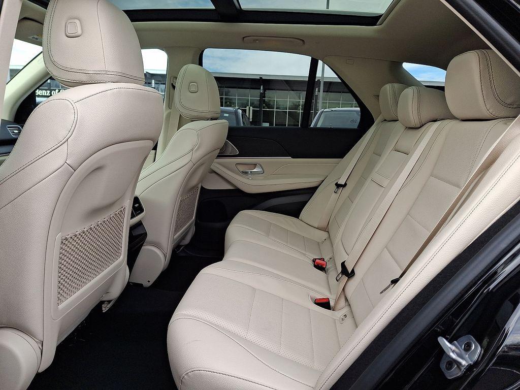 new 2026 Mercedes-Benz GLE 450 car, priced at $79,345