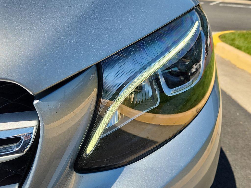 used 2018 Mercedes-Benz GLC 300 car, priced at $18,426