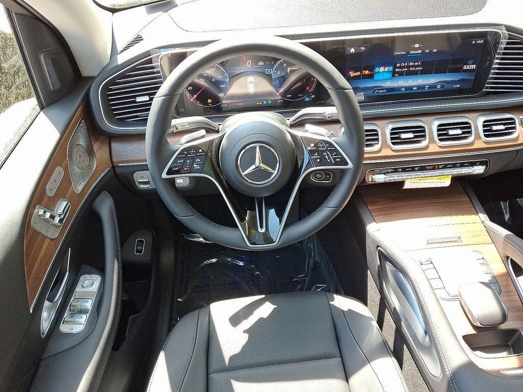 new 2026 Mercedes-Benz GLE 450 car, priced at $81,695