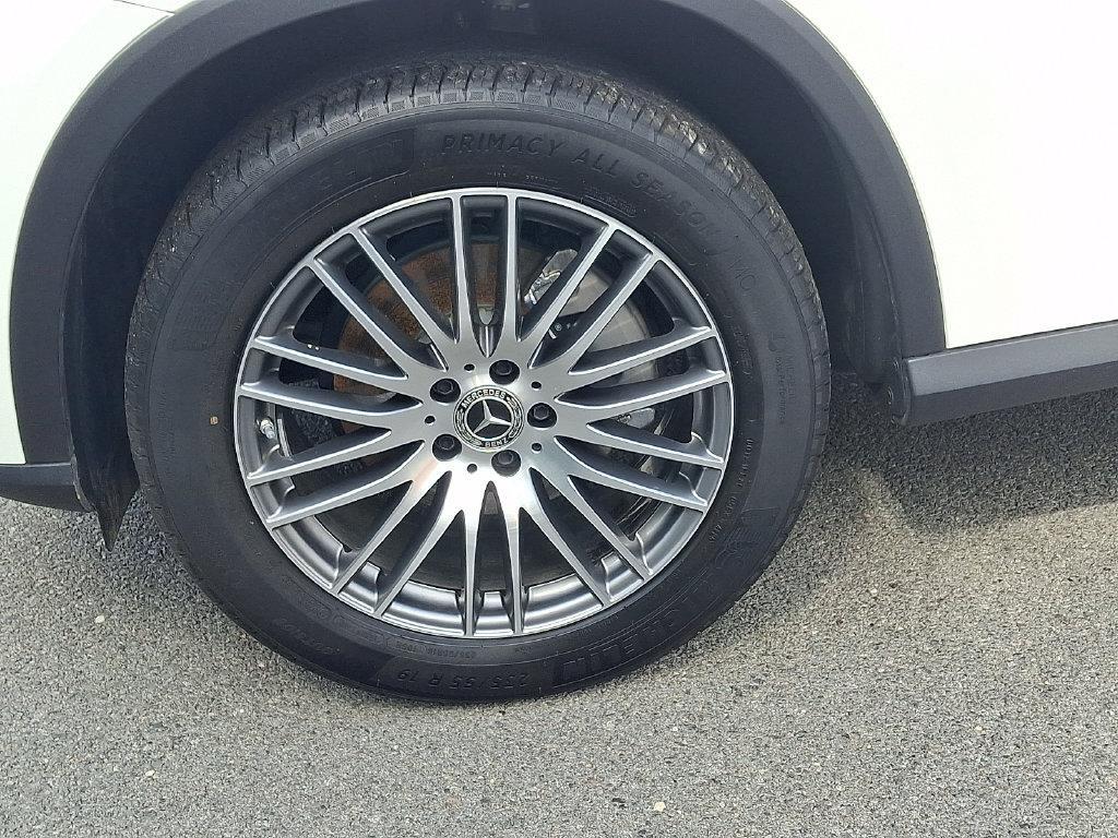 Mercedes-Benz GLC view 8