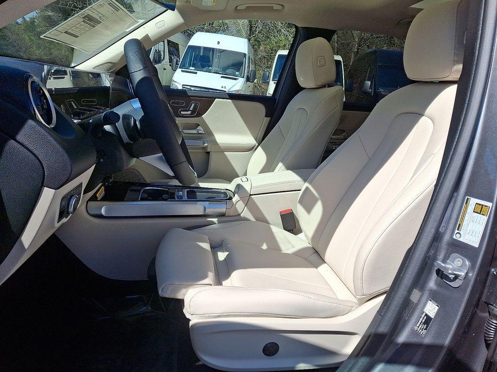 new 2026 Mercedes-Benz GLB 250 car, priced at $52,165