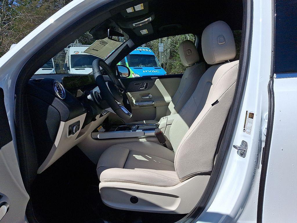 used 2025 Mercedes-Benz GLB 250 car, priced at $41,000
