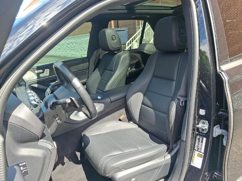 Mercedes-Benz GLE view 12