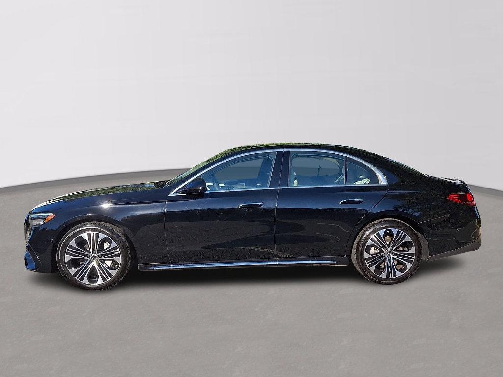 Mercedes-Benz E-Class view 7