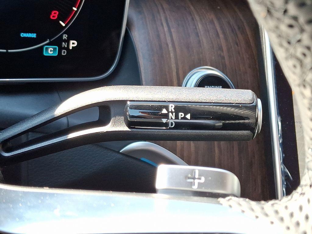 new 2026 Mercedes-Benz GLC 300 car, priced at $61,435