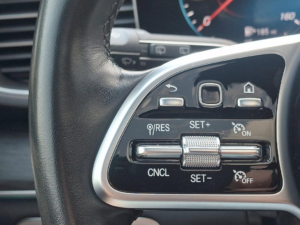 Mercedes-Benz GLE view 22