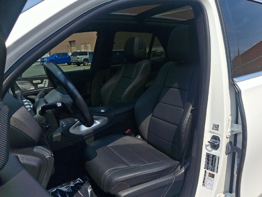 Mercedes-Benz GLE view 13