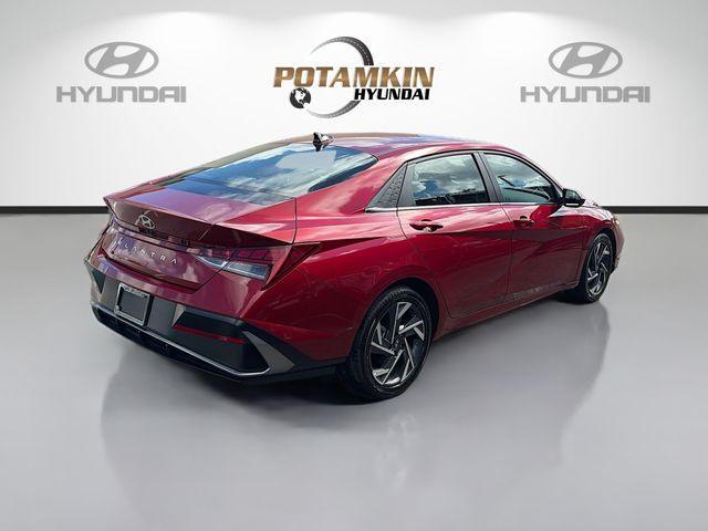 used 2025 Hyundai Elantra car, priced at $21,615