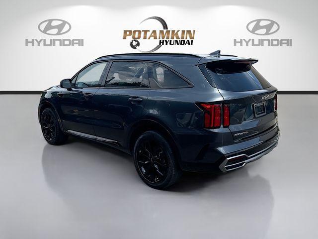 used 2023 Kia Sorento car, priced at $28,500