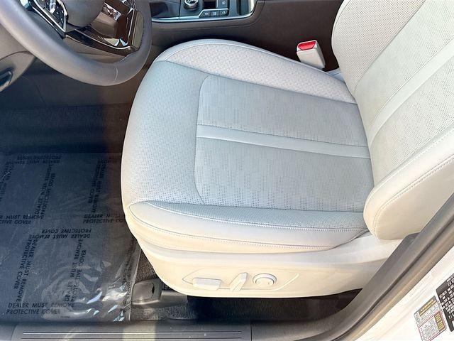 used 2025 Kia Sorento car, priced at $29,490