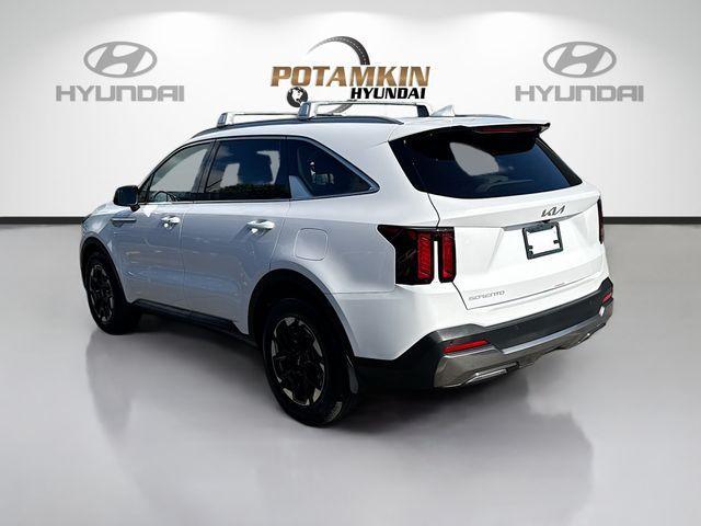 used 2025 Kia Sorento car, priced at $29,490