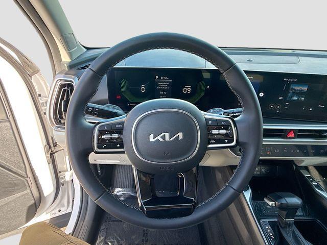 used 2025 Kia Sorento car, priced at $29,490