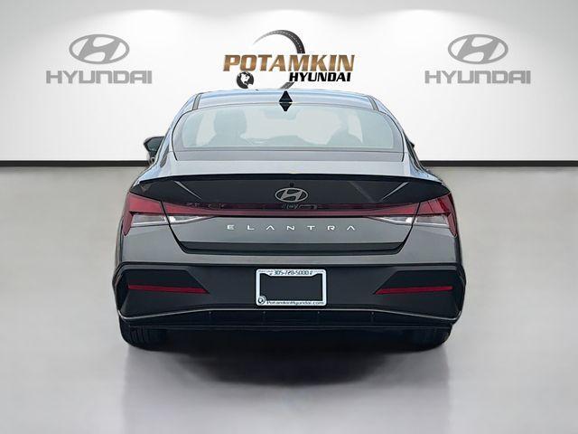used 2025 Hyundai Elantra car, priced at $21,669
