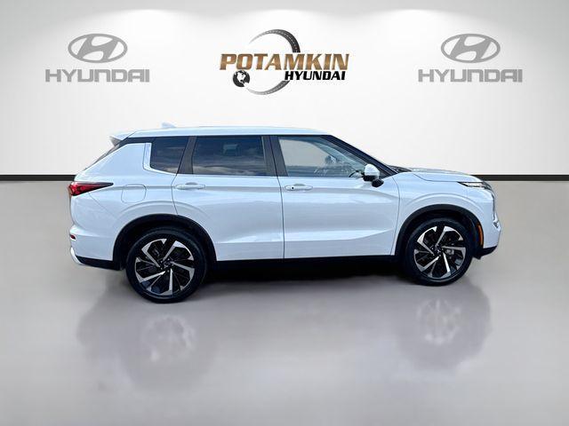 used 2023 Mitsubishi Outlander car, priced at $22,771