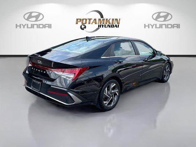 used 2025 Hyundai Elantra car, priced at $22,271