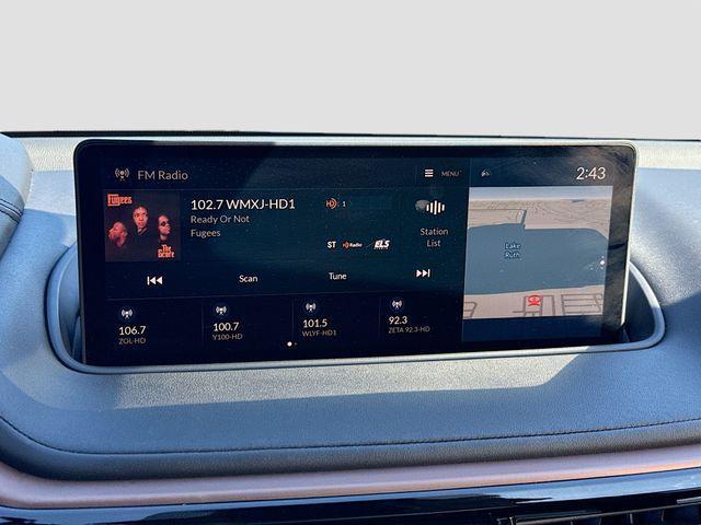 used 2022 Acura MDX car, priced at $31,290