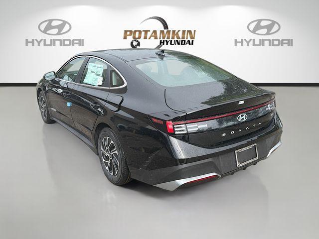 new 2026 Hyundai Sonata Hybrid car, priced at $29,636