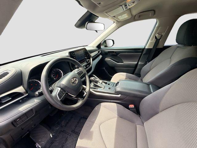used 2021 Toyota Highlander car, priced at $23,500