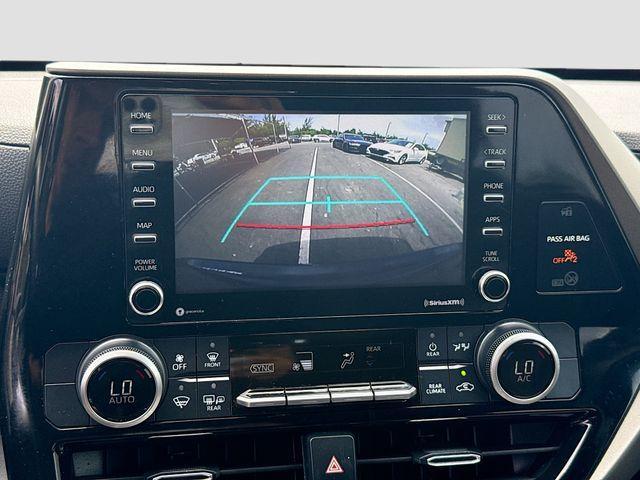 used 2021 Toyota Highlander car, priced at $23,500